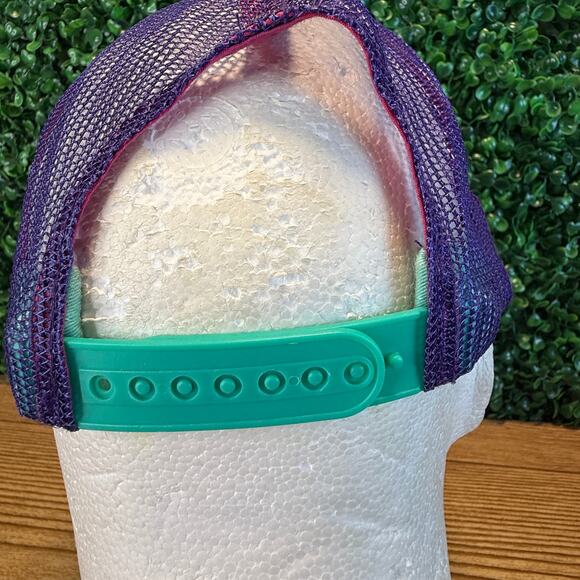 Women’s Ariat Adjustable Teal Purple Pink Striped Logo Cap Trucker Hat - Picture 8 of 11